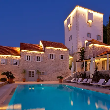 Heritage Martinis Marchi Hotel Maslinica