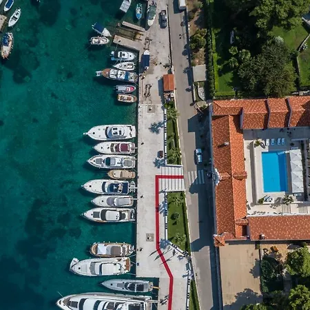 Heritage Martinis Marchi Hotel 5*