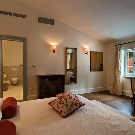 Heritage Martinis Marchi Hotel